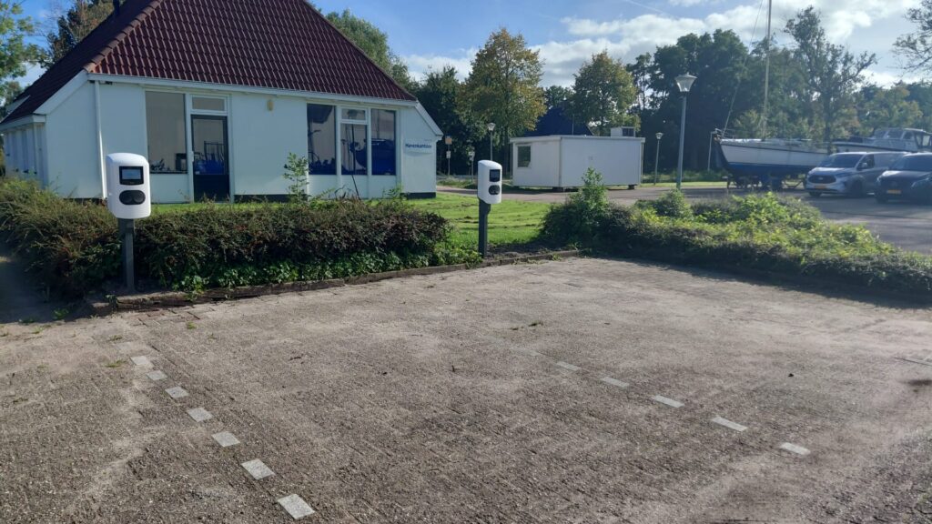 Oplaadpunt elektrische auto De Drait Yachting